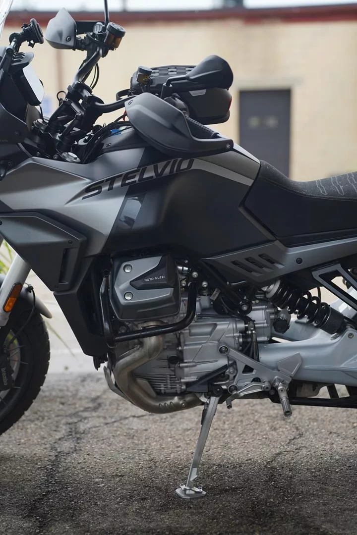 2023 Moto Guzzi Stelvio - Nero Vulcano - Image 8