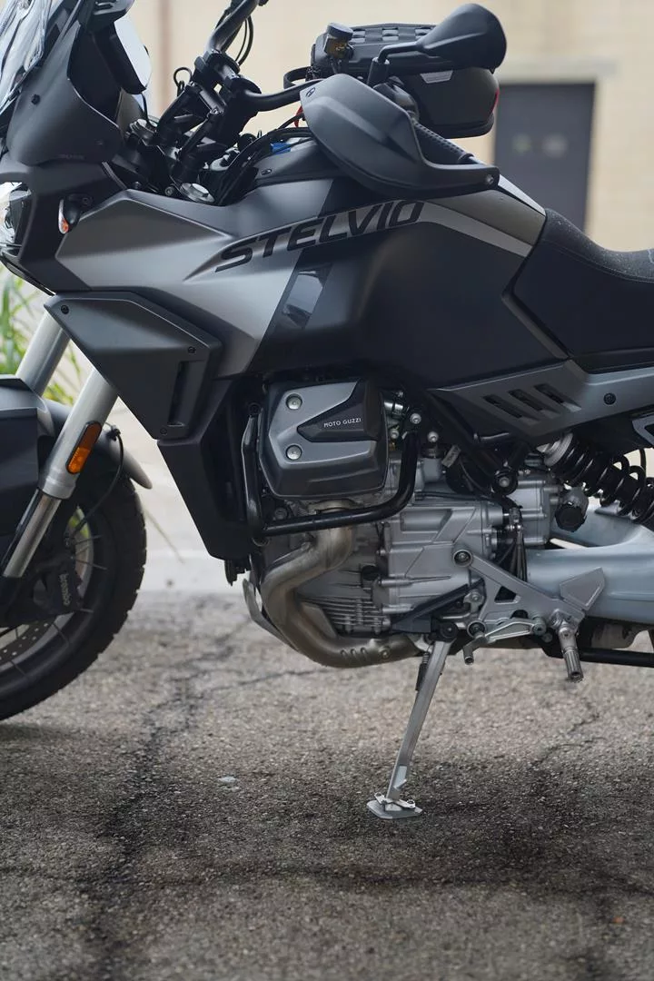2023 Moto Guzzi Stelvio - Nero Vulcano - Image 6