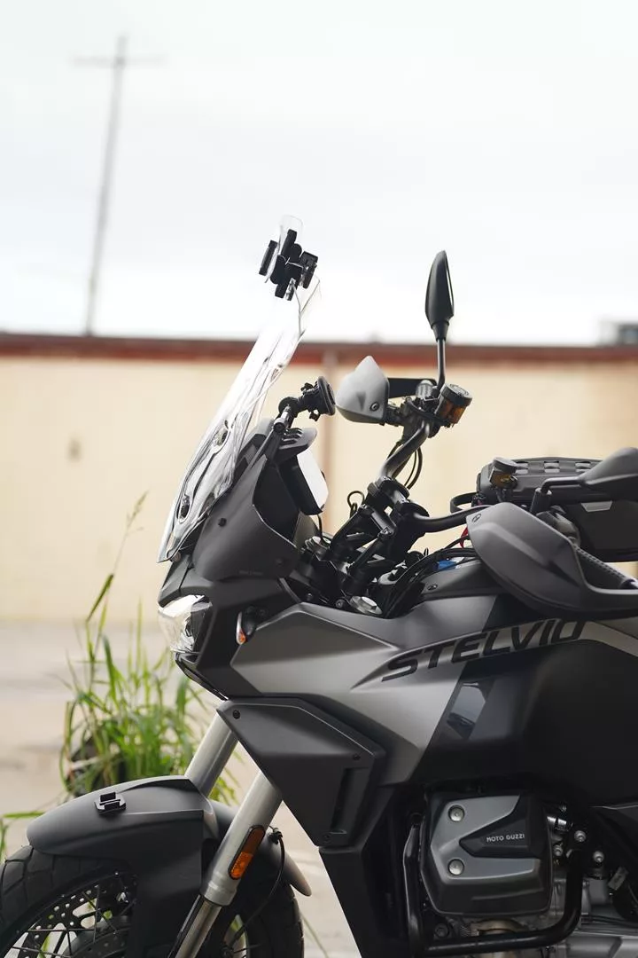 2023 Moto Guzzi Stelvio - Nero Vulcano - Image 4