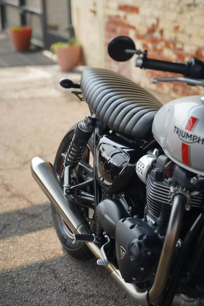 2016 Triumph Street Twin 900 - Image 47
