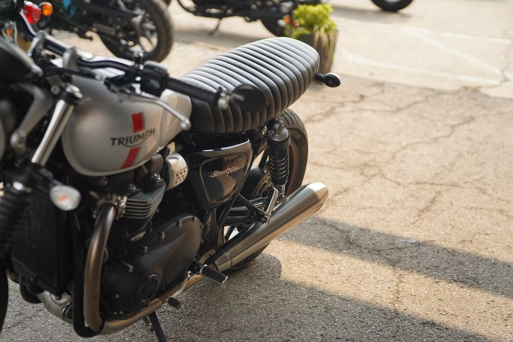 2016 Triumph Street Twin 900 - Image 88