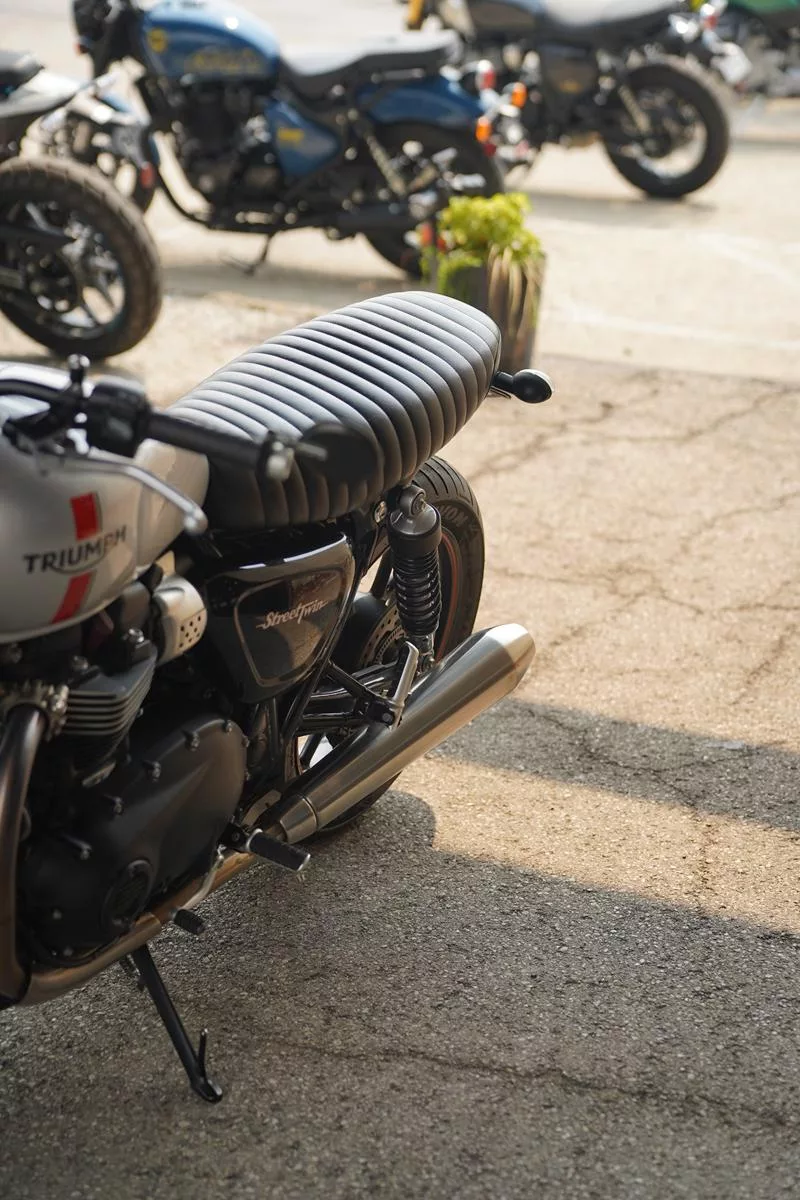 2016 Triumph Street Twin 900 - Image 42