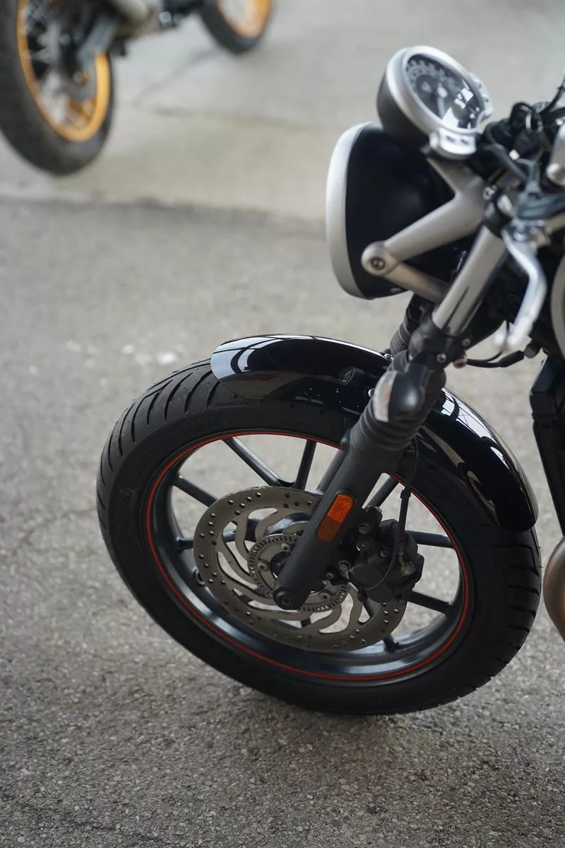 2016 Triumph Street Twin 900 - Image 41