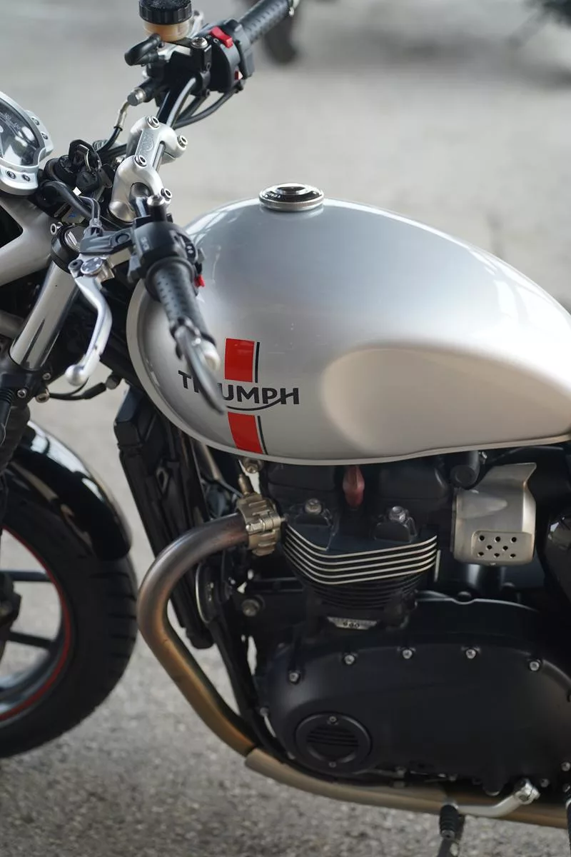 2016 Triumph Street Twin 900 - Image 39