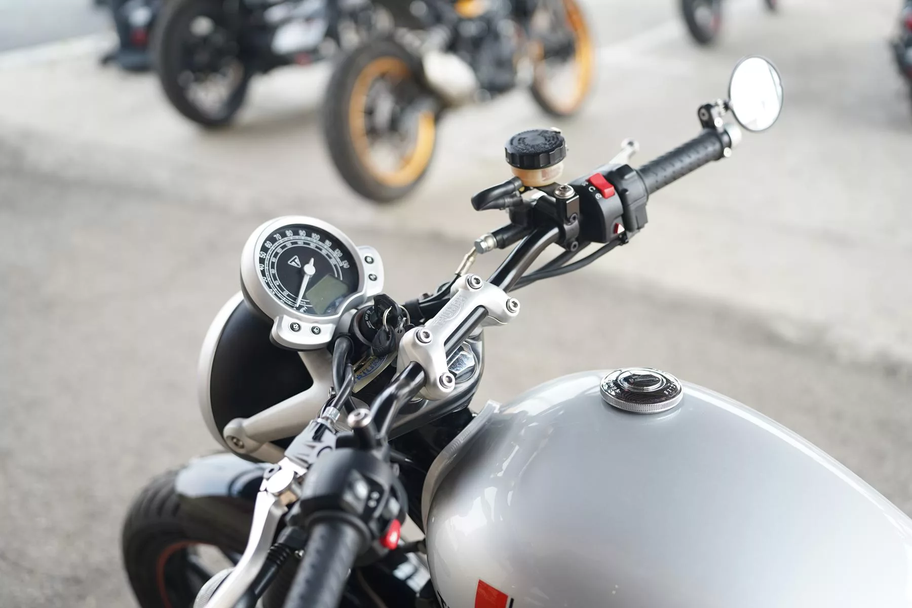 2016 Triumph Street Twin 900 - Image 69