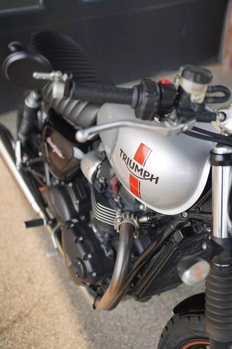2016 Triumph Street Twin 900 - Image 7