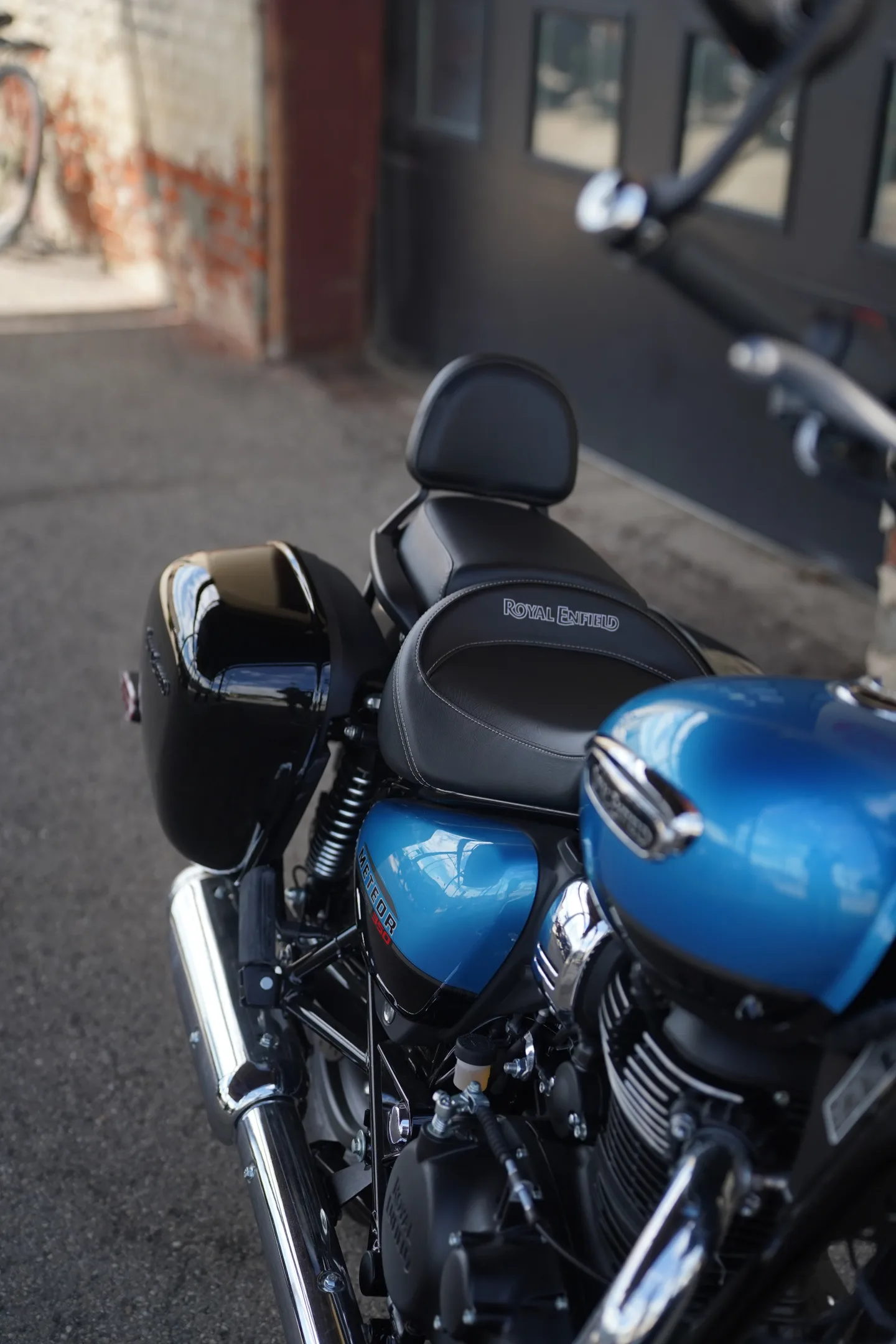 DSC00902 2024 Royal Enfield Meteor 350 - Supernova Blue - Touring Edition