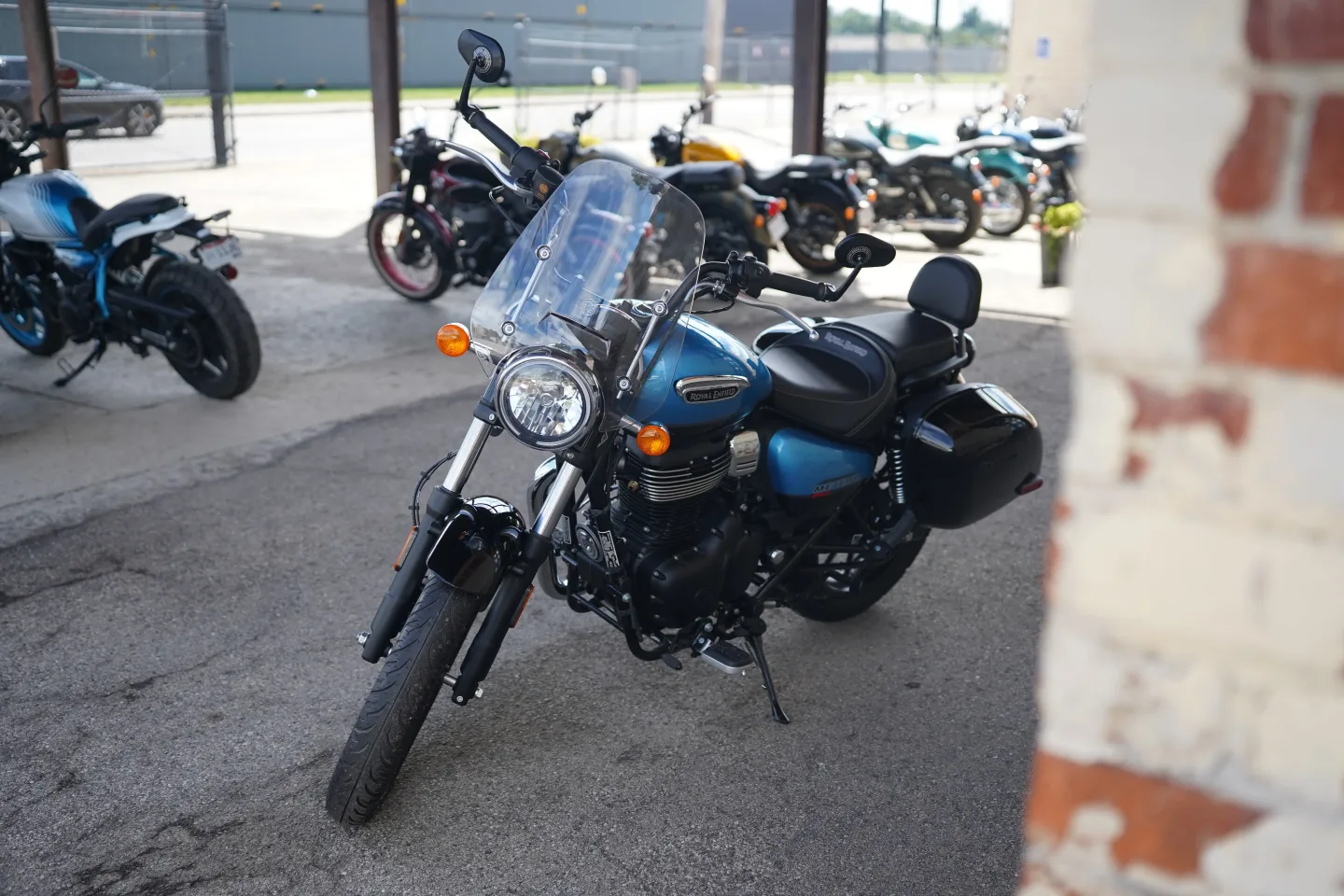 DSC00911 2024 Royal Enfield Meteor 350 - Supernova Blue - Touring Edition