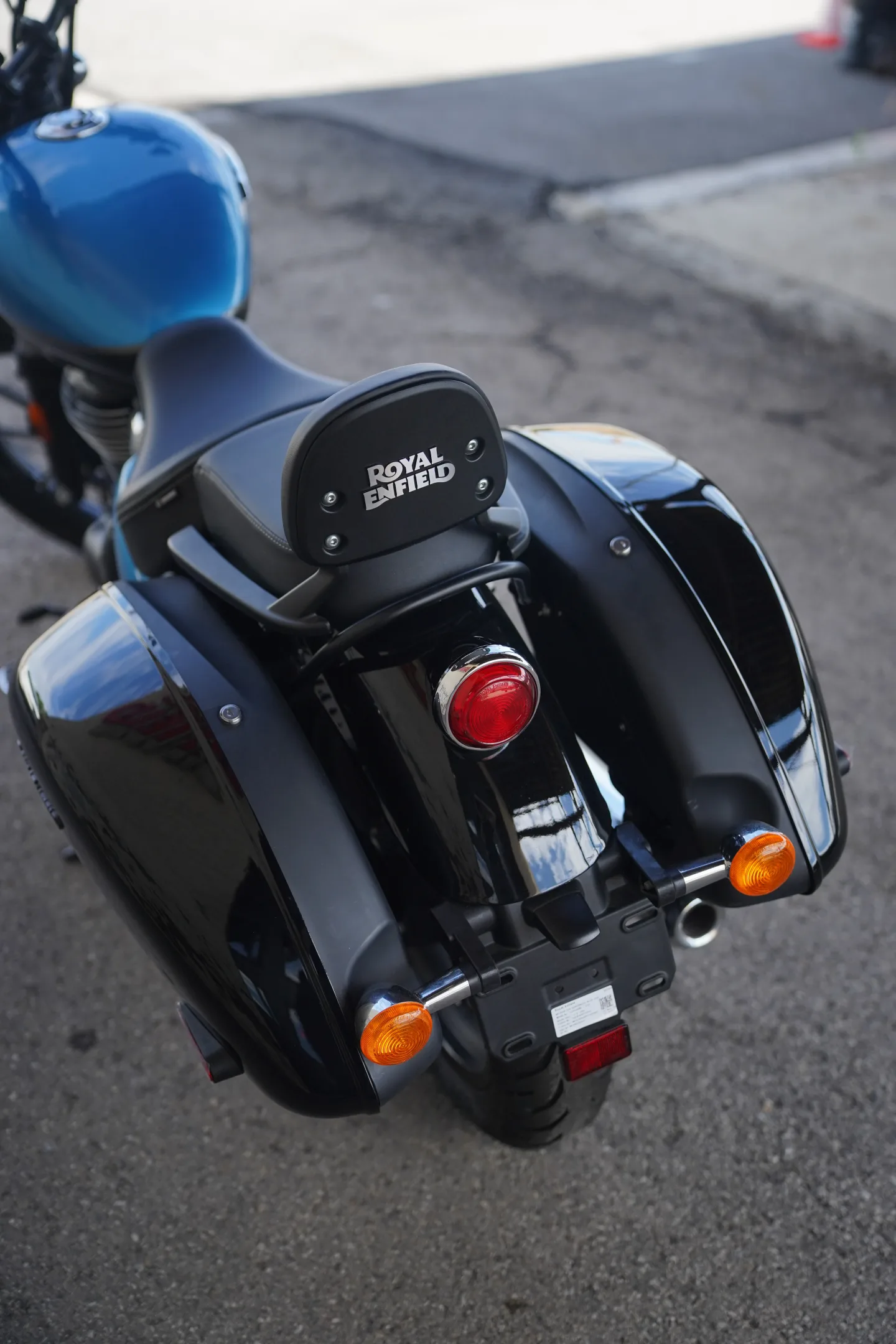DSC00916 2024 Royal Enfield Meteor 350 - Supernova Blue - Touring Edition