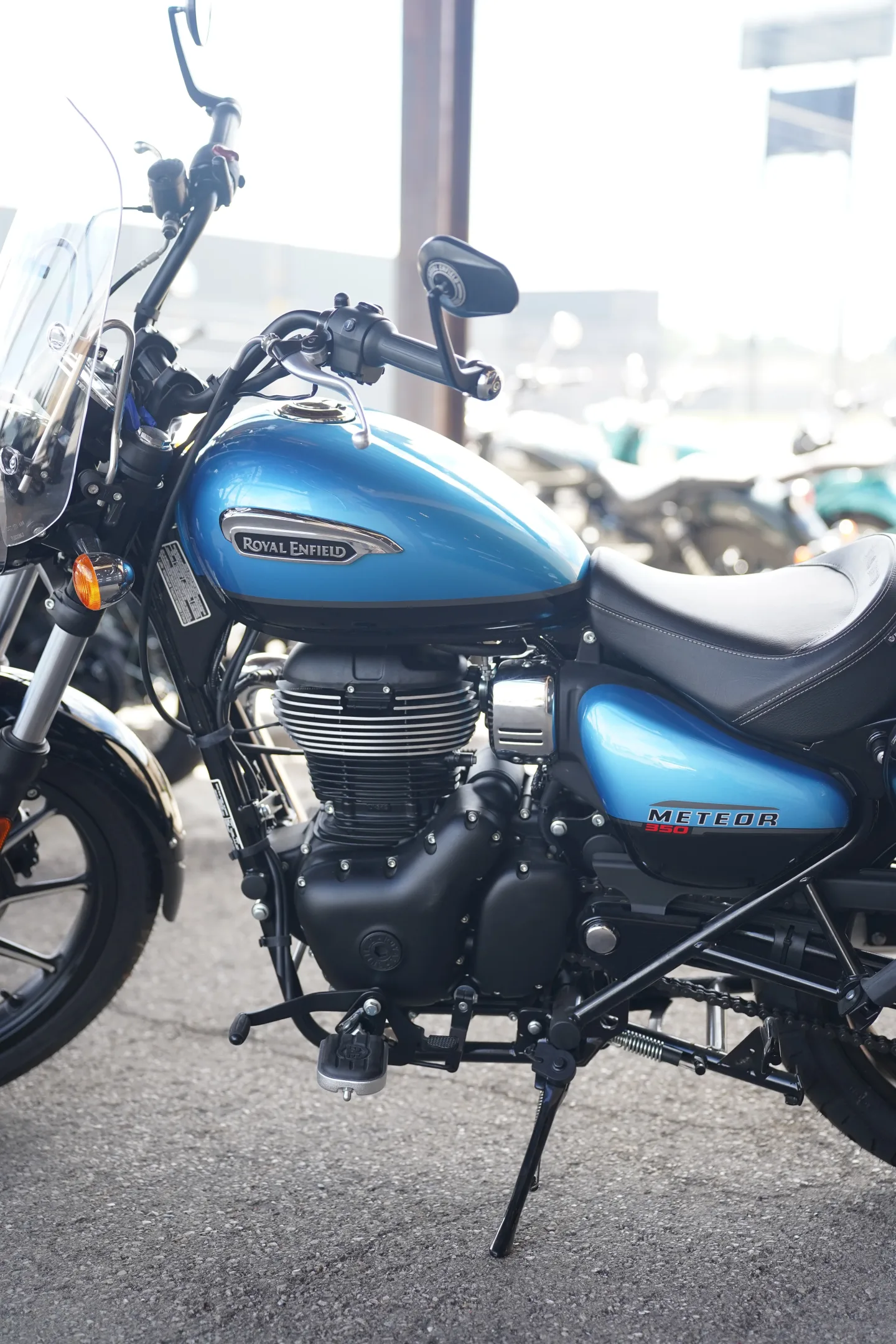 DSC00933 2024 Royal Enfield Meteor 350 - Supernova Blue - Touring Edition