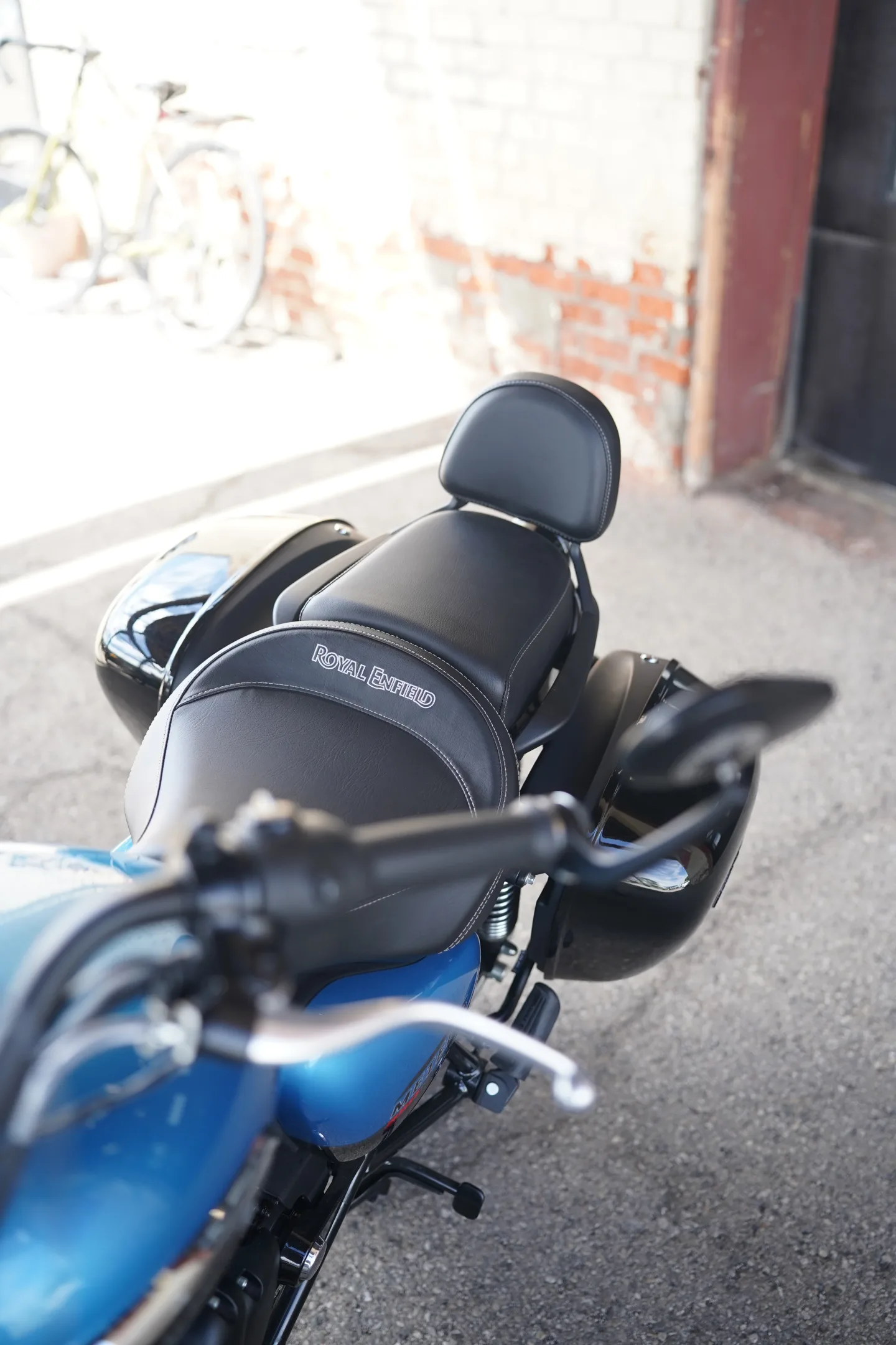 DSC00934 2024 Royal Enfield Meteor 350 - Supernova Blue - Touring Edition