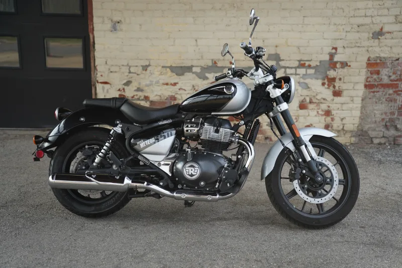 2024 Royal Enfield Super Meteor 650 - Interstellar Gray