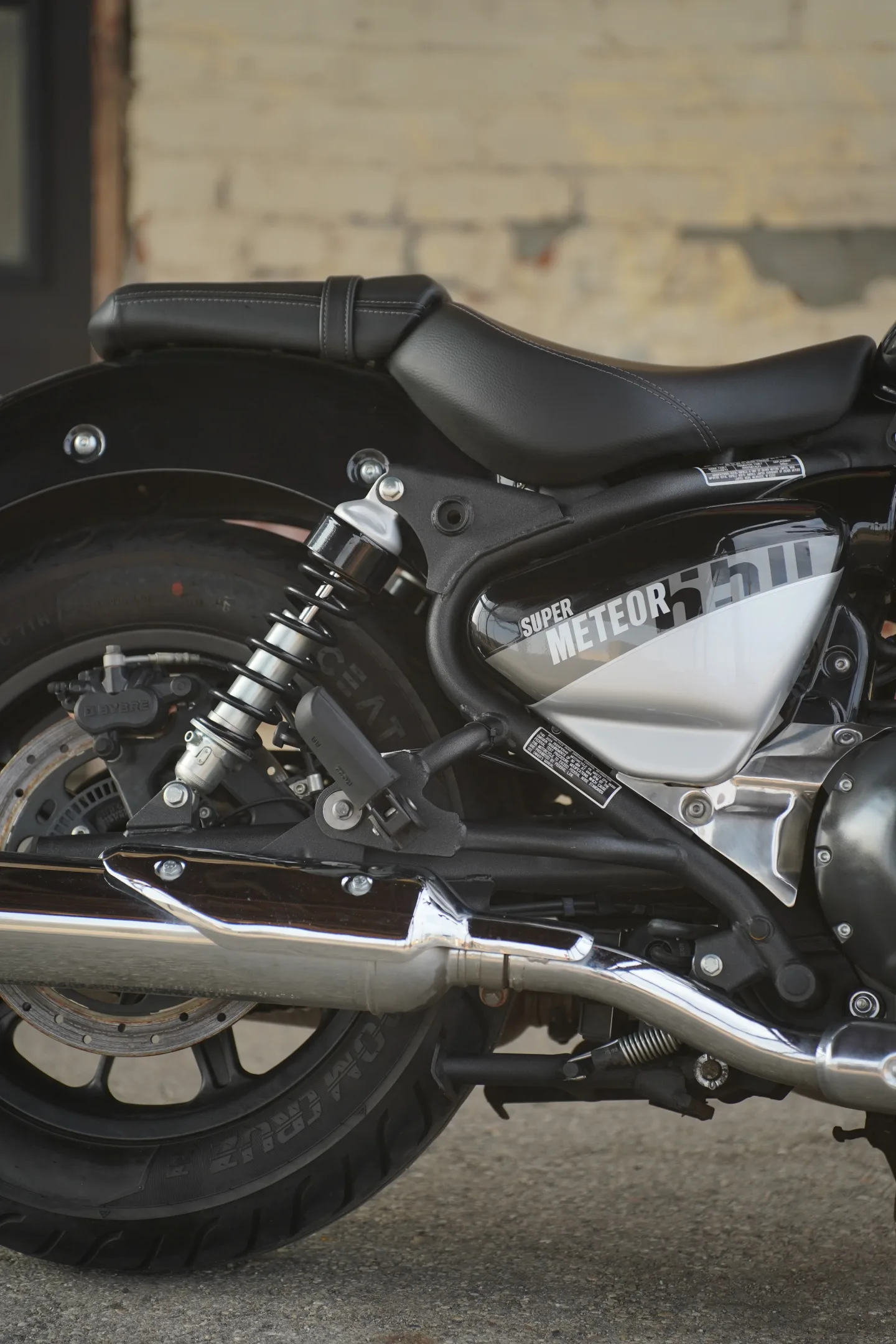 2024 Royal Enfield Super Meteor 650 - Interstellar Gray