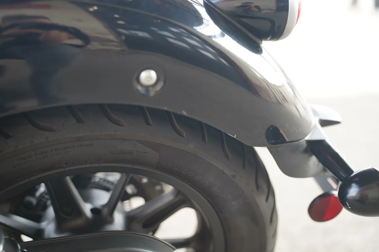 2024 Royal Enfield Super Meteor 650 - Interstellar Gray
