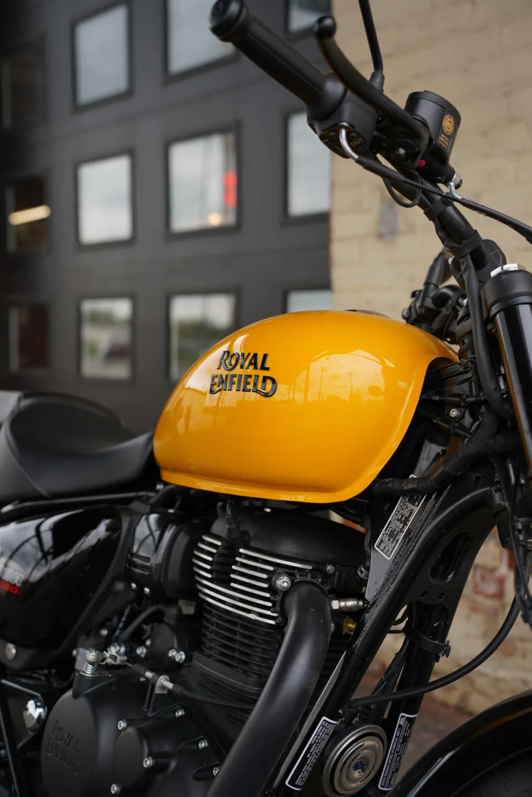 2024 Royal Enfield Meteor 350 - Fireball Yellow - DEMO