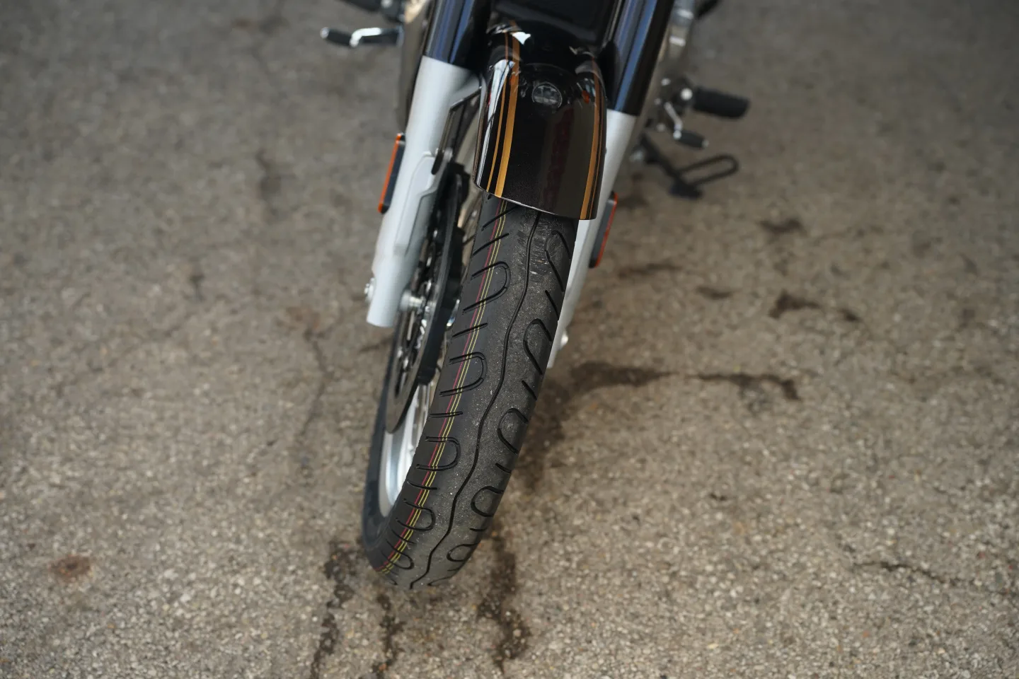 DSC01421 2026 Royal Enfield Bullet 650 - Cannon Black