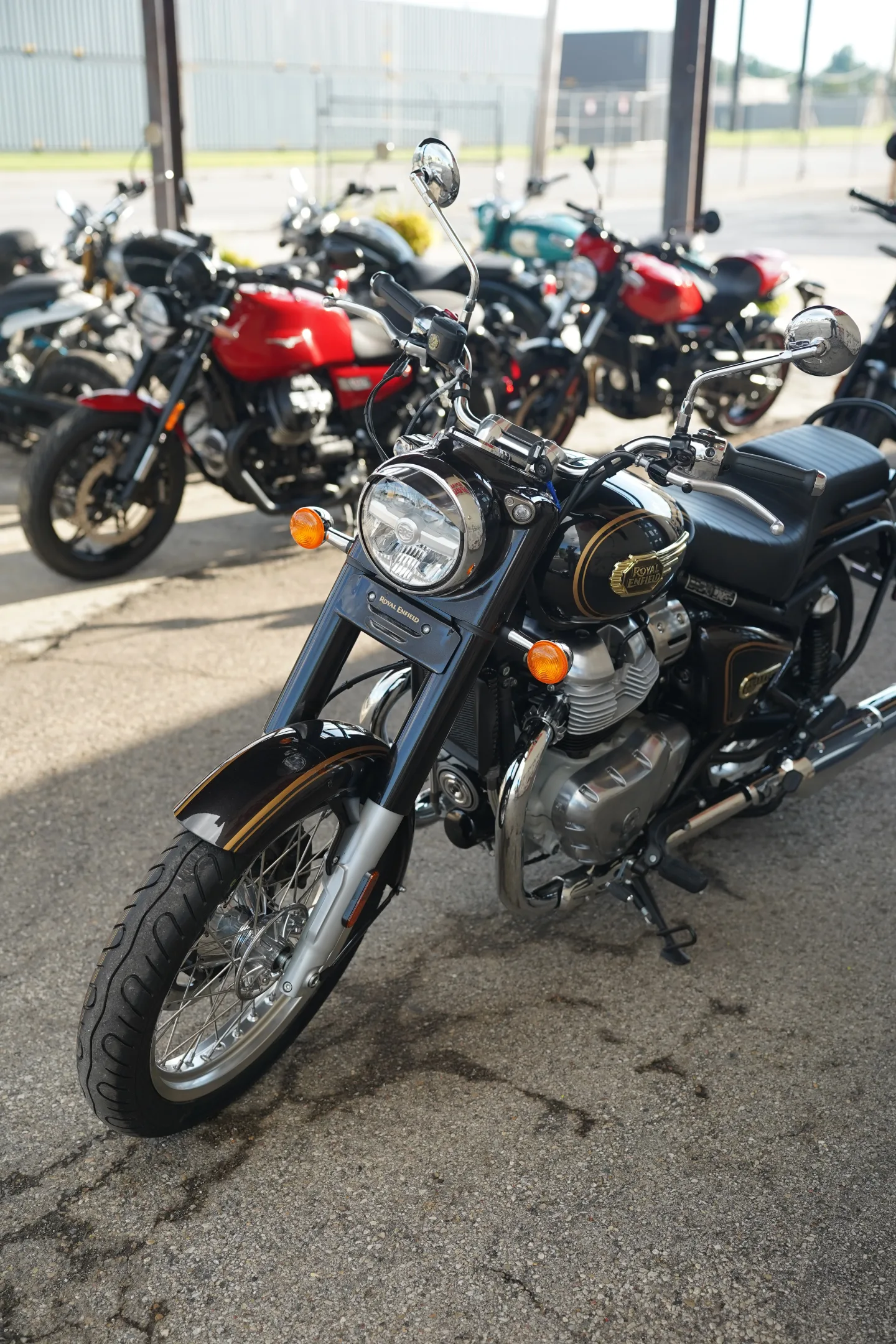DSC01422 2026 Royal Enfield Bullet 650 - Cannon Black