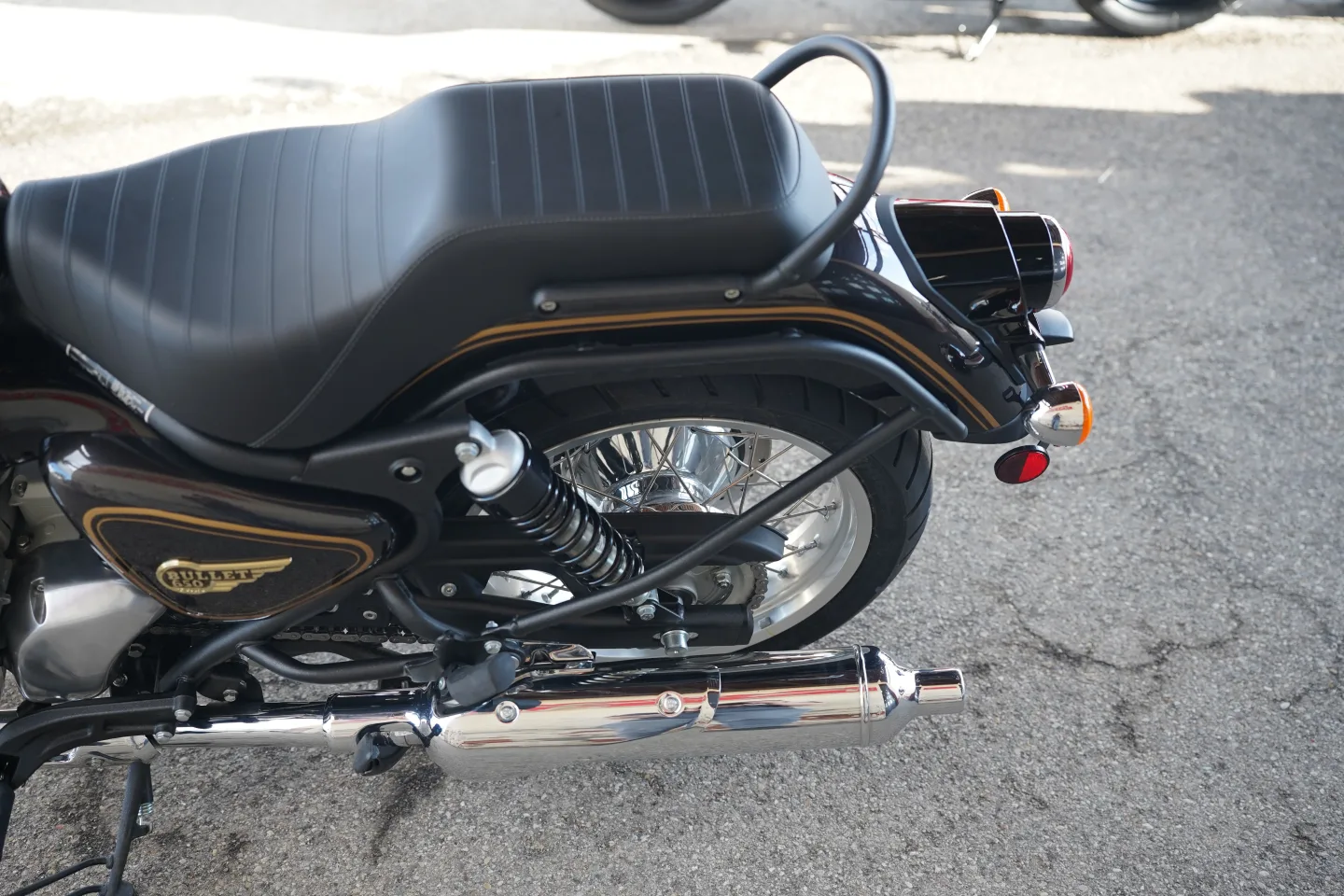 DSC01440 2026 Royal Enfield Bullet 650 - Cannon Black
