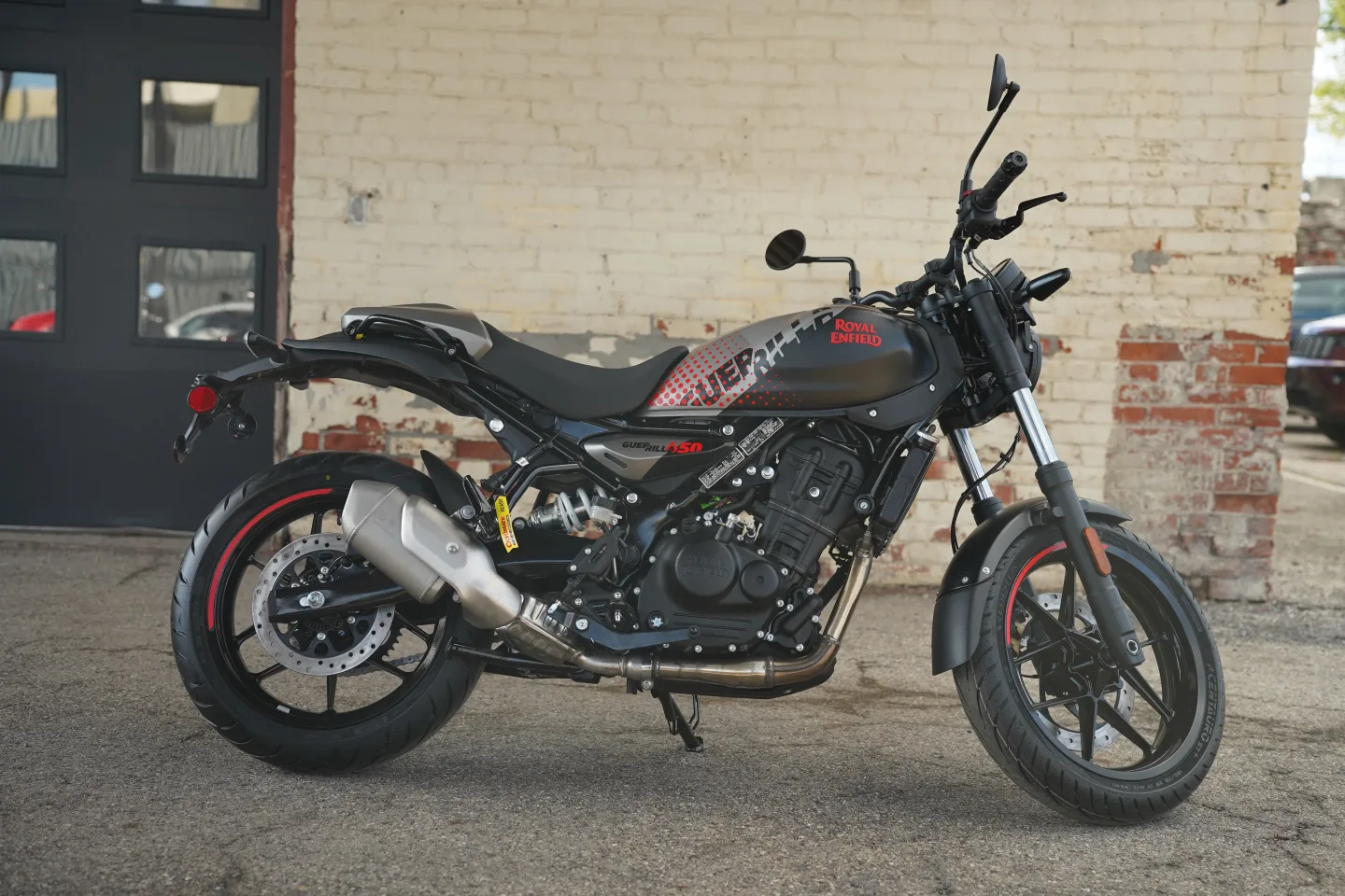 DSC01566 2027 Royal Enfield Guerrilla 450 Apex - Apex Black