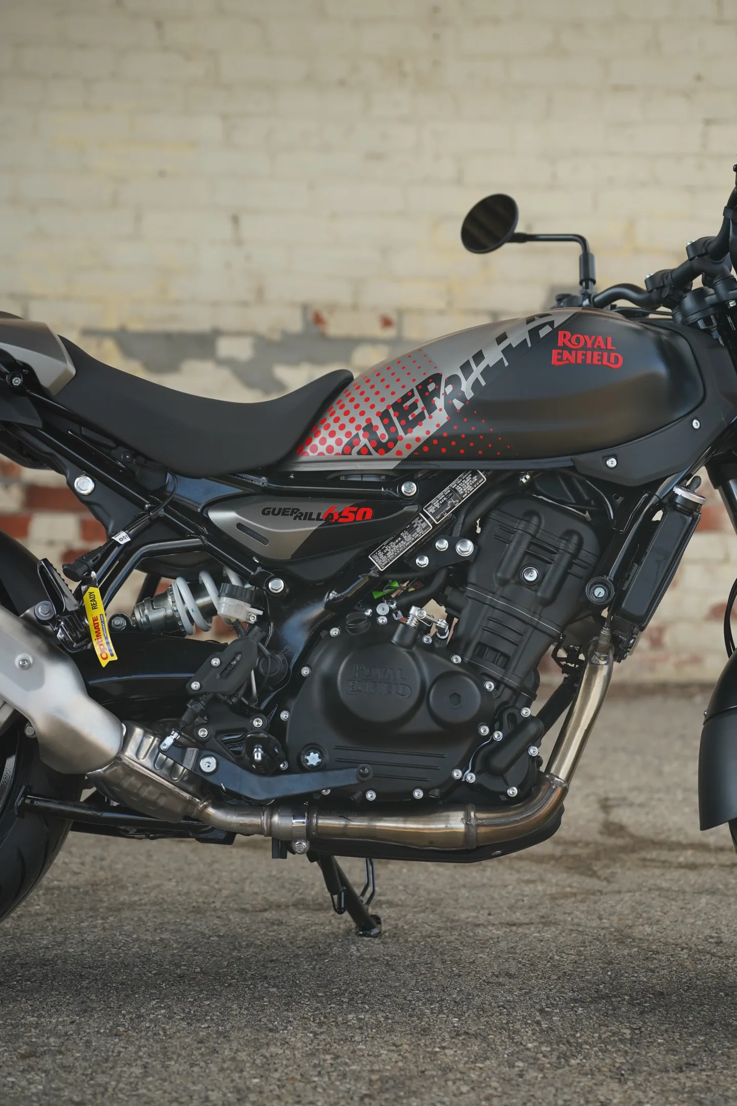 DSC01568 2027 Royal Enfield Guerrilla 450 Apex - Apex Black