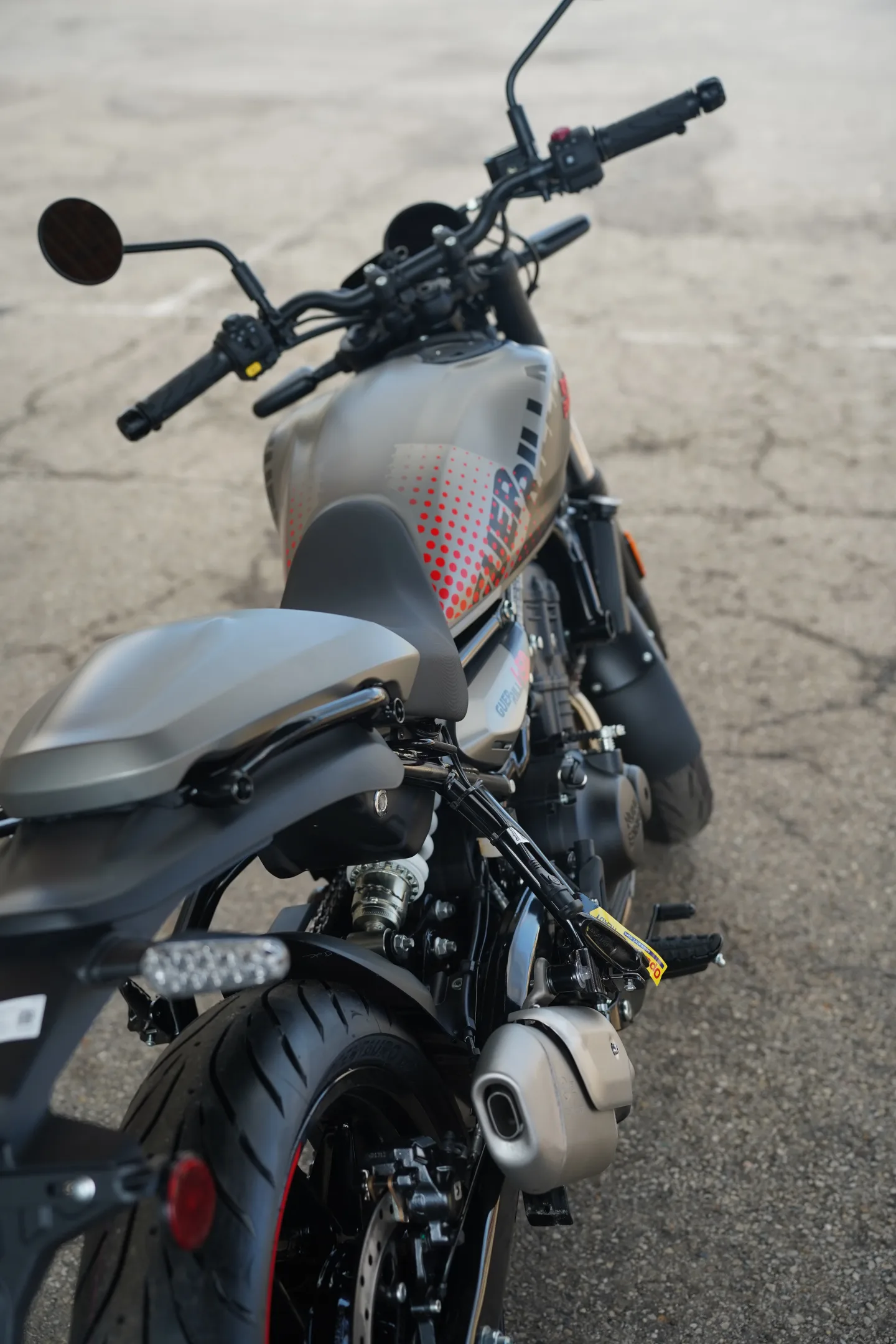 DSC01577 2027 Royal Enfield Guerrilla 450 Apex - Apex Black
