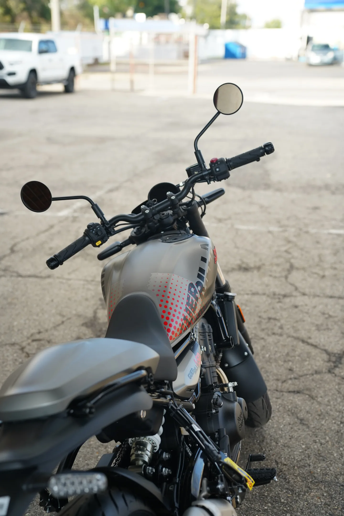 DSC01578 2027 Royal Enfield Guerrilla 450 Apex - Apex Black