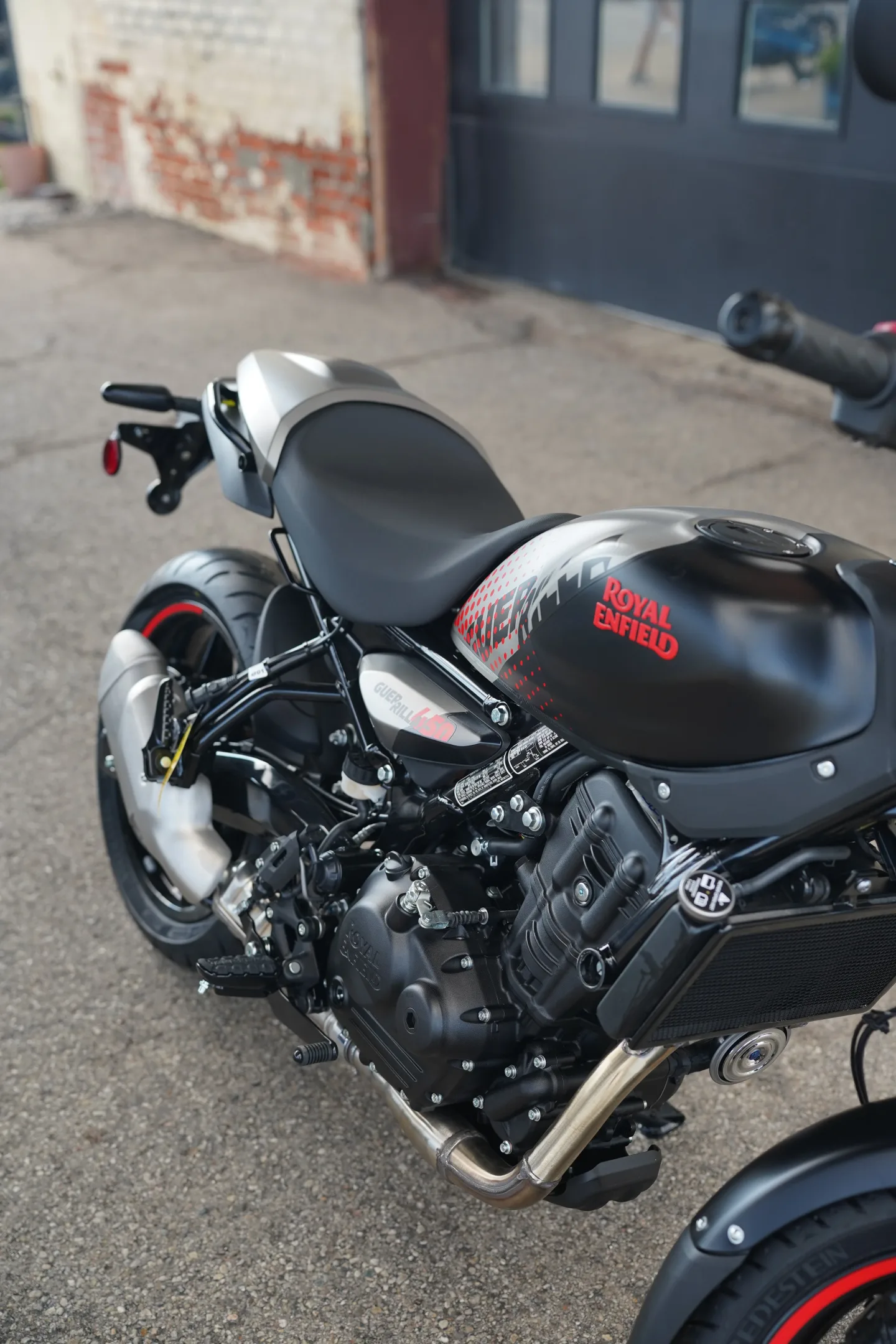 DSC01586 2027 Royal Enfield Guerrilla 450 Apex - Apex Black