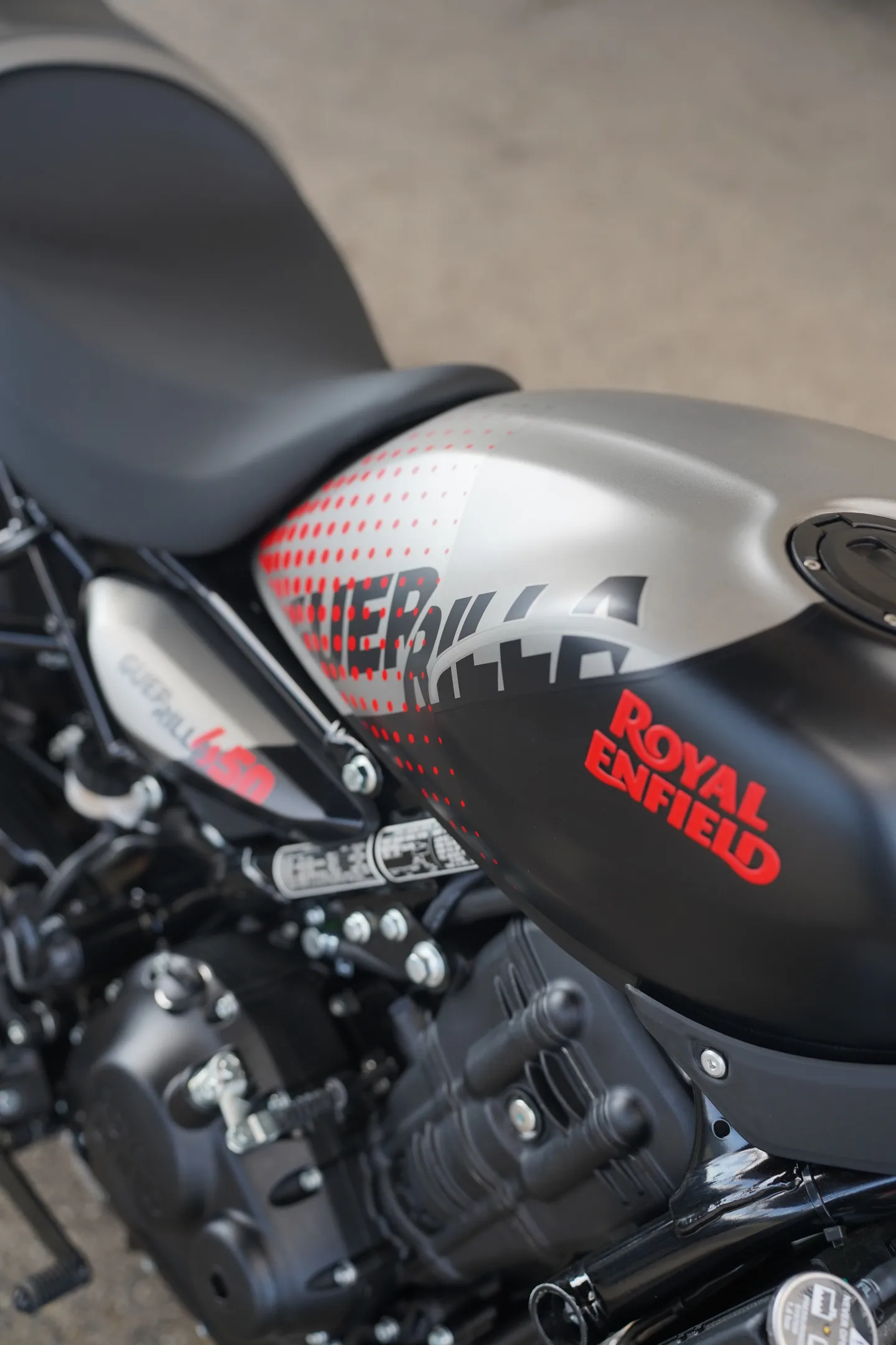 DSC01592 2027 Royal Enfield Guerrilla 450 Apex - Apex Black