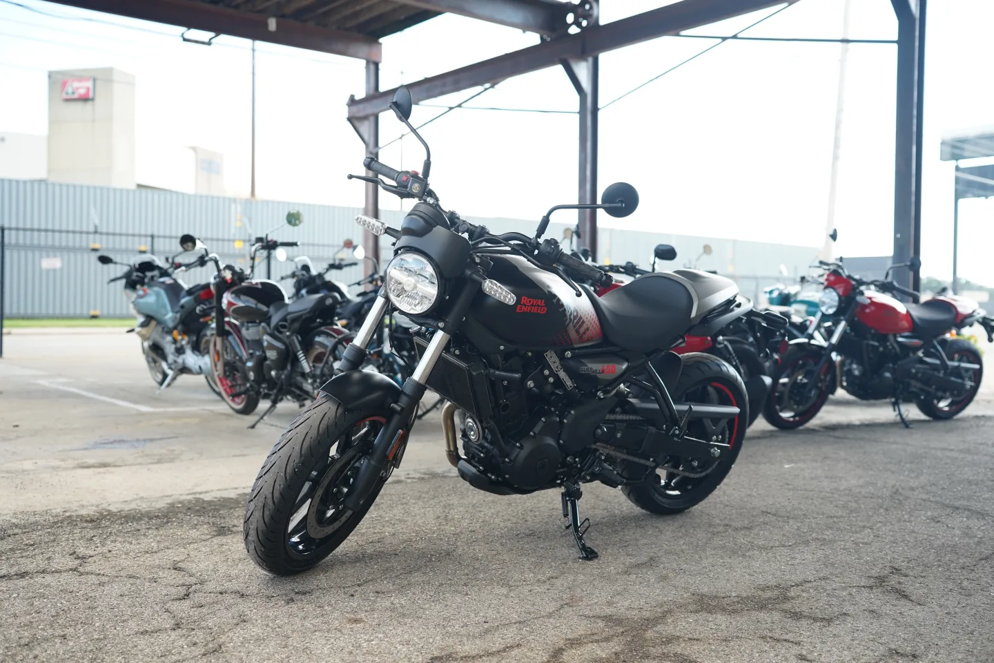 DSC01601 2027 Royal Enfield Guerrilla 450 Apex - Apex Black