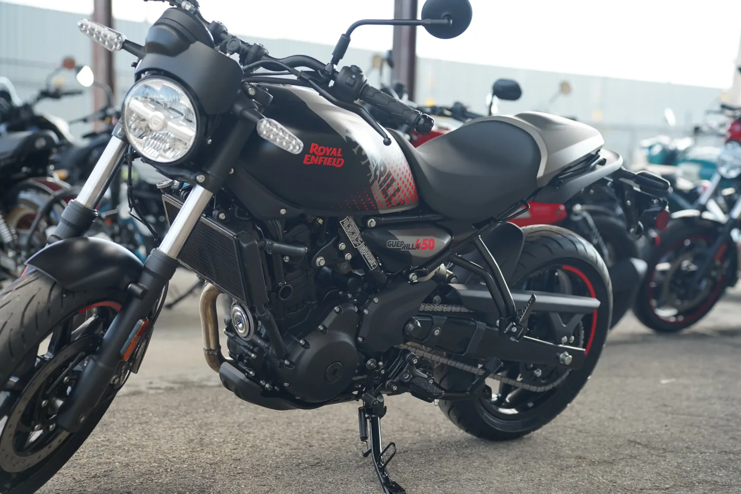 DSC01602 2027 Royal Enfield Guerrilla 450 Apex - Apex Black