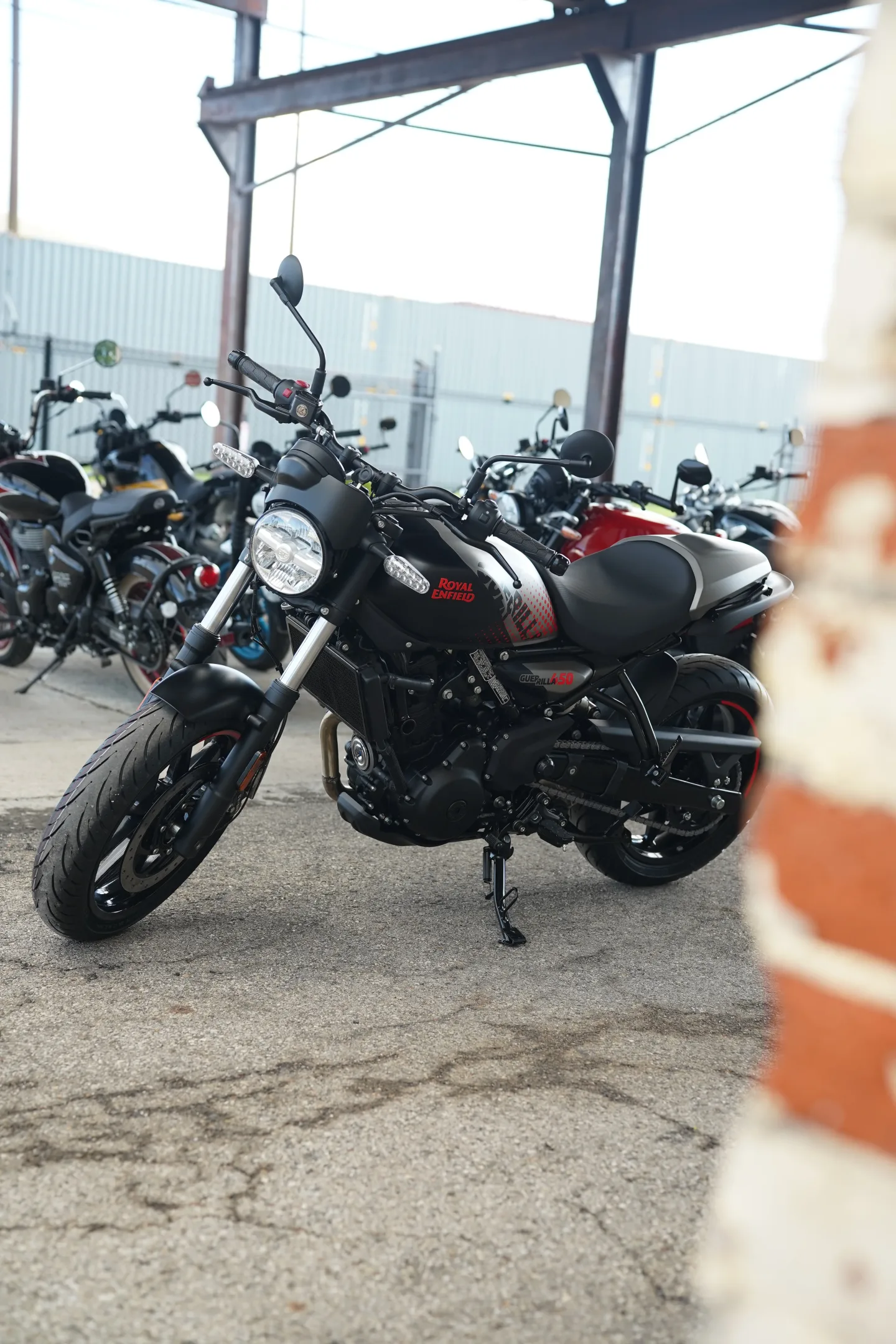 DSC01608 2027 Royal Enfield Guerrilla 450 Apex - Apex Black