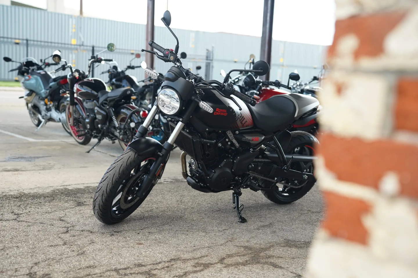 DSC01609 2027 Royal Enfield Guerrilla 450 Apex - Apex Black