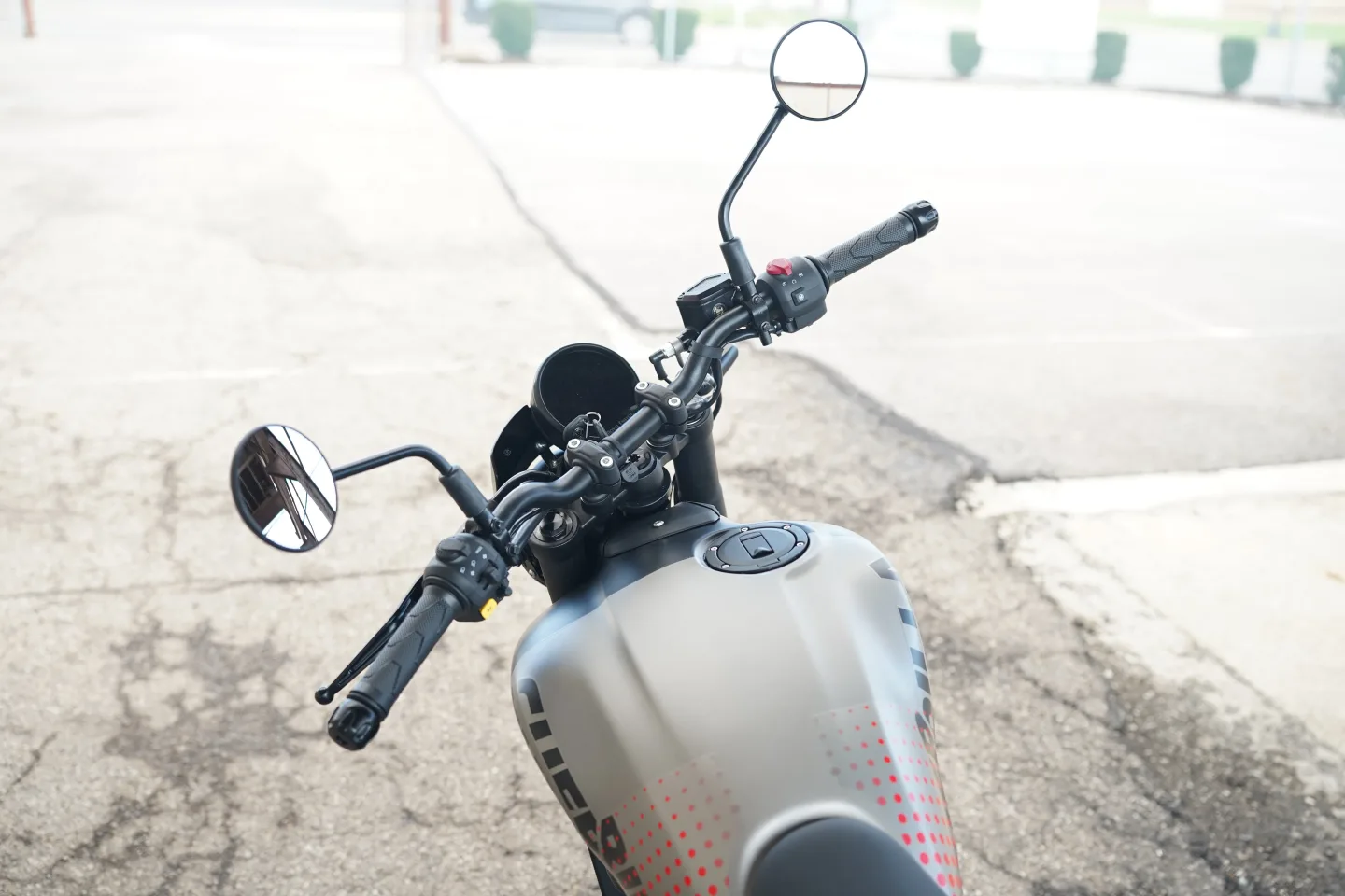 DSC01614 2027 Royal Enfield Guerrilla 450 Apex - Apex Black