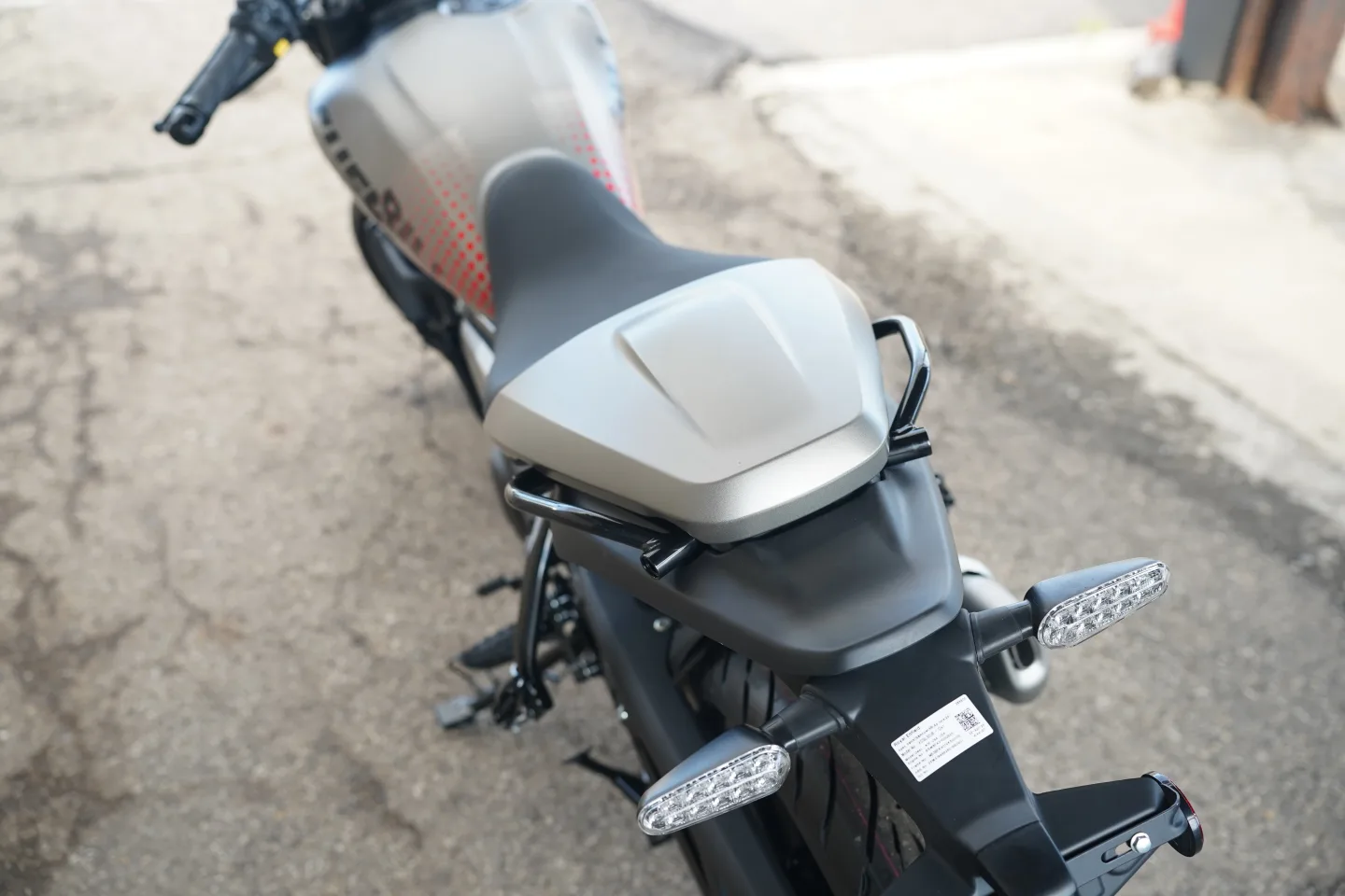DSC01616 2027 Royal Enfield Guerrilla 450 Apex - Apex Black