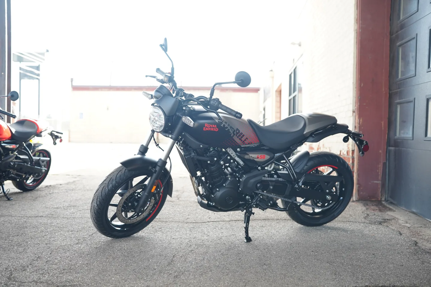 DSC01619 2027 Royal Enfield Guerrilla 450 Apex - Apex Black