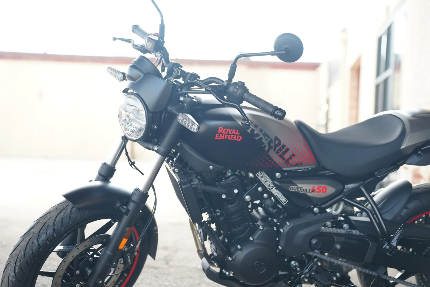 DSC01621 2027 Royal Enfield Guerrilla 450 Apex - Apex Black