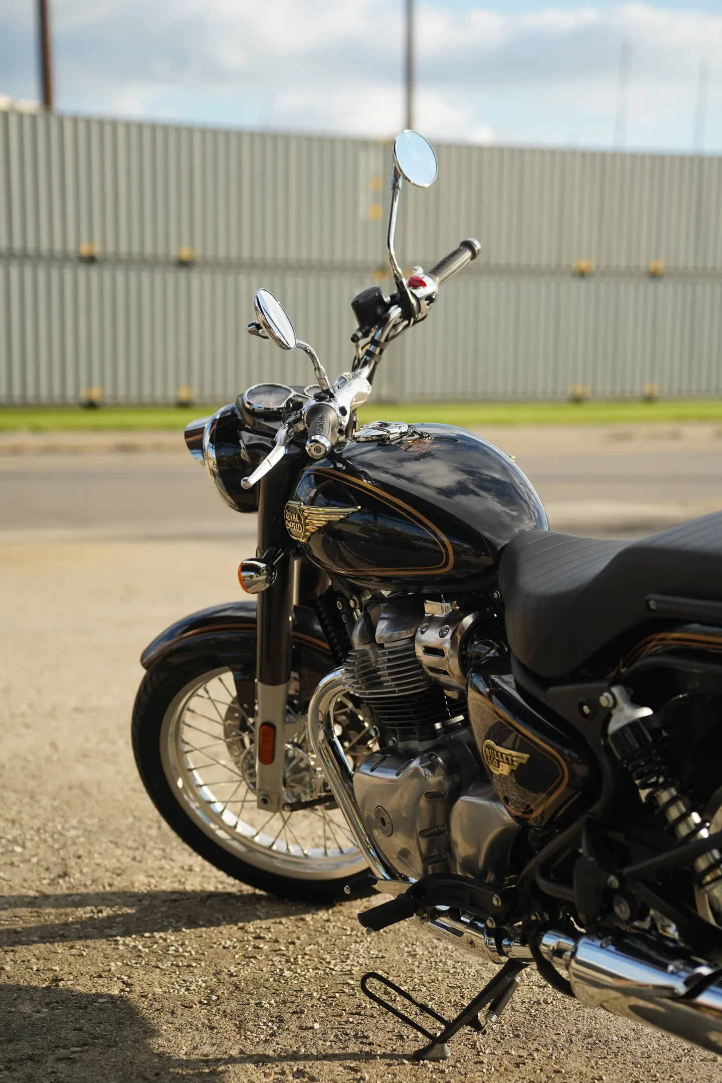 DSC01649 2026 Royal Enfield Bullet 650 - Cannon Black