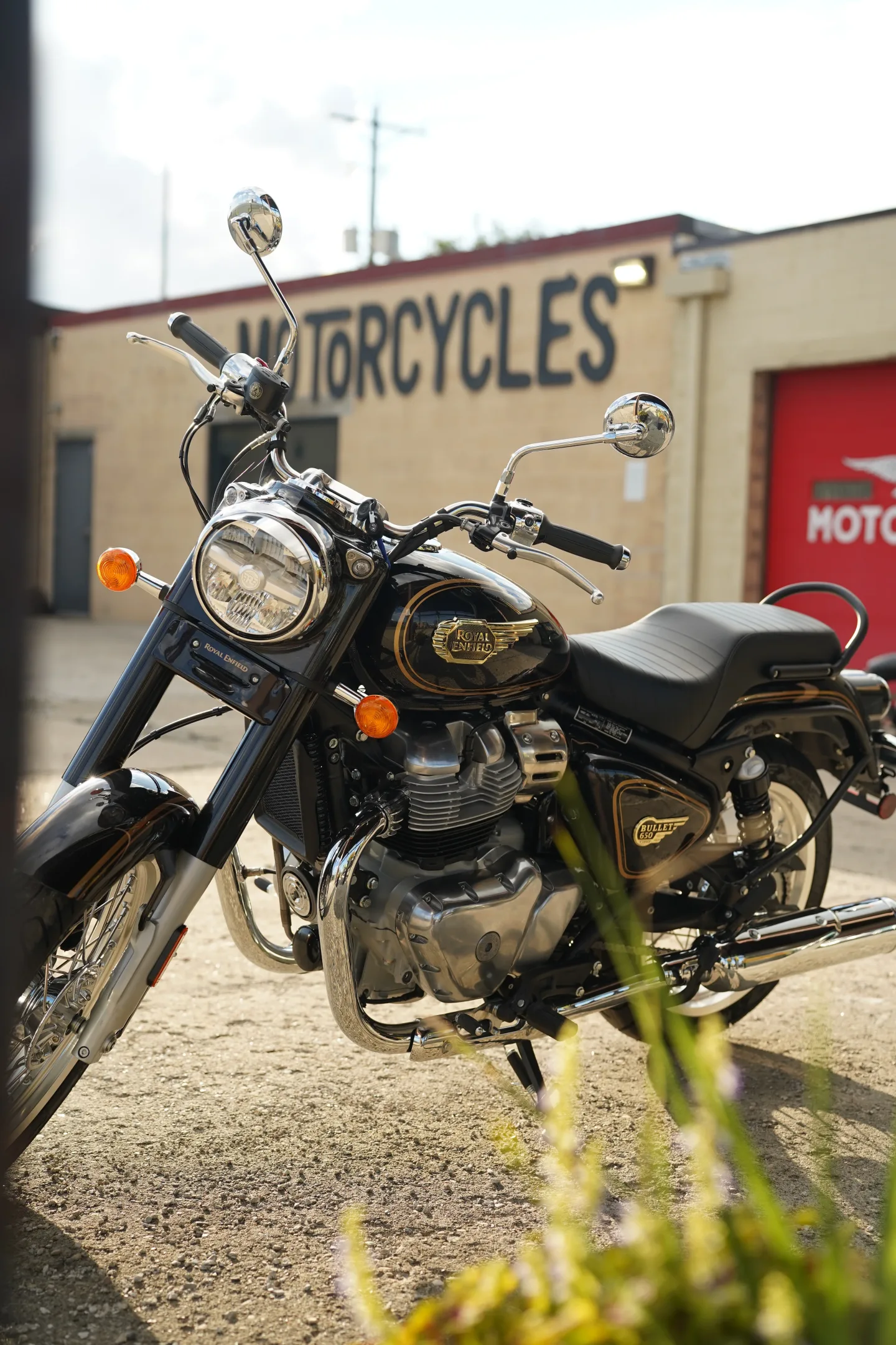 DSC01670 2026 Royal Enfield Bullet 650 - Cannon Black
