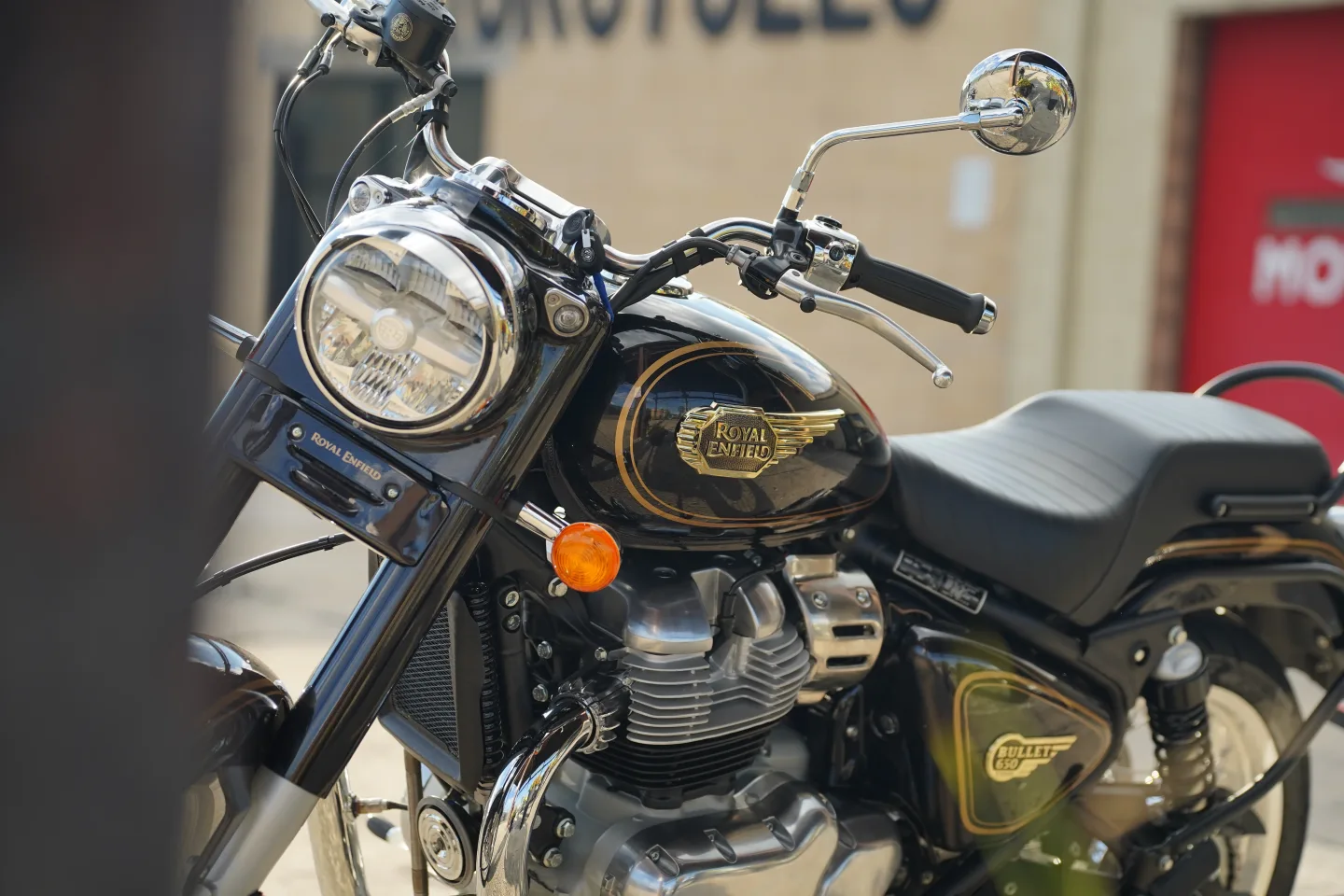 DSC01673 2026 Royal Enfield Bullet 650 - Cannon Black