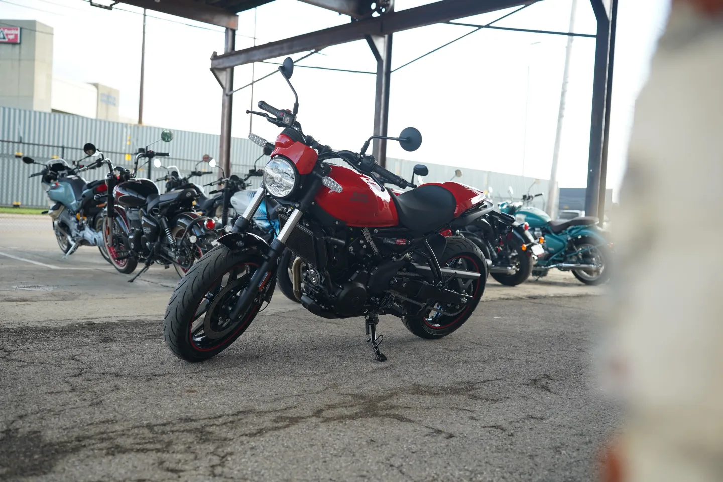 DSC01720 2027 Royal Enfield Guerrilla 450 Apex - Apex Red
