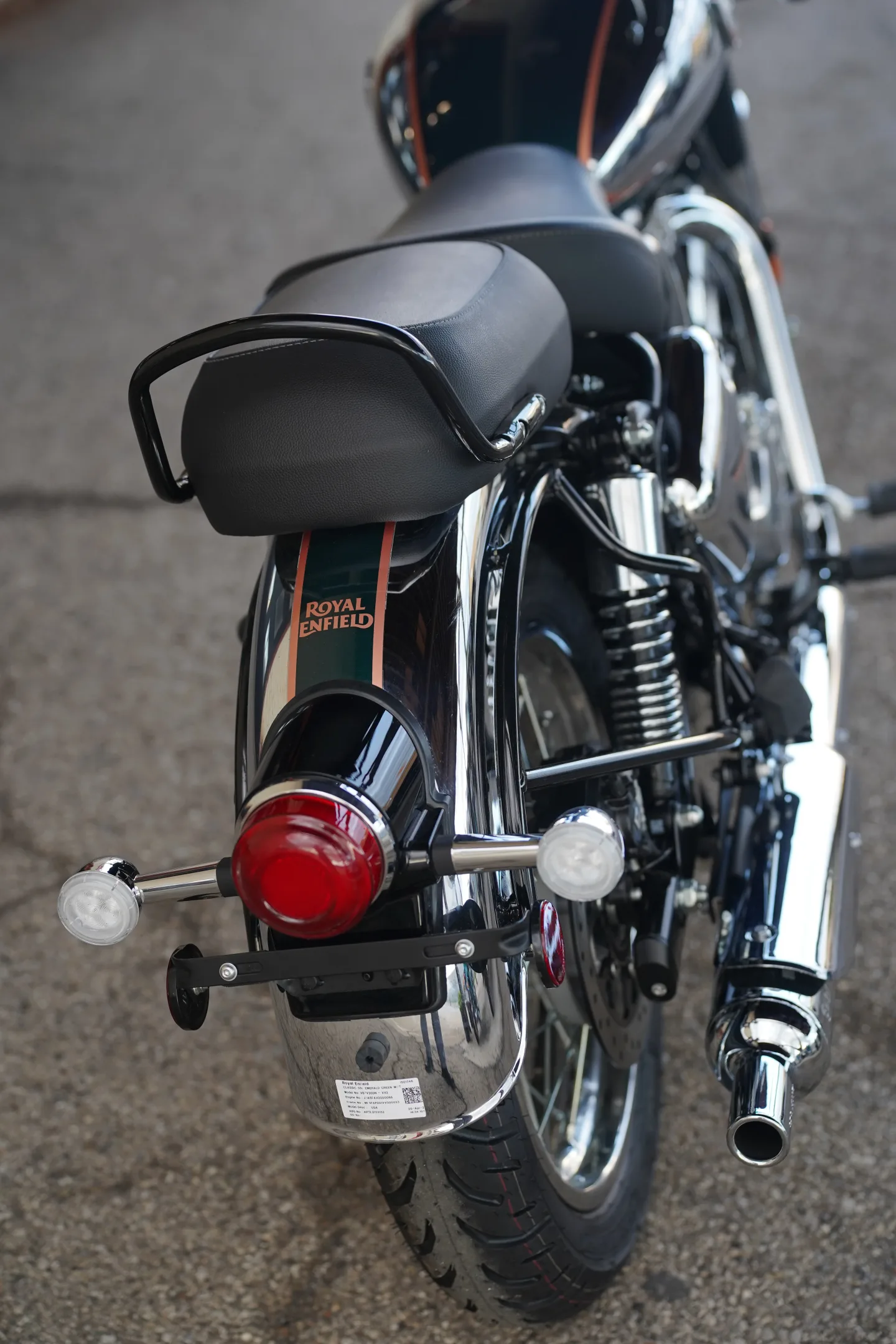 2027 Royal Enfield Classic 350 - Emerald Green