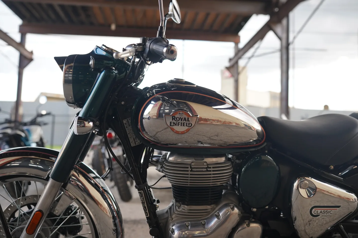 2027 Royal Enfield Classic 350 - Emerald Green