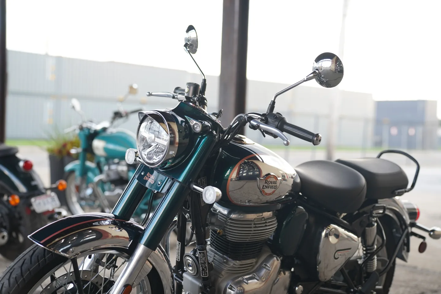 2027 Royal Enfield Classic 350 - Emerald Green