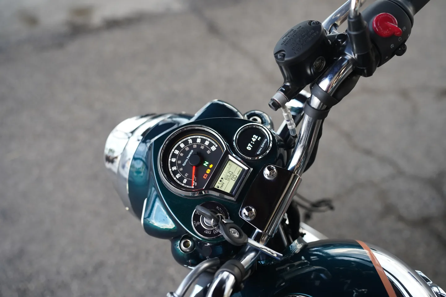 2027 Royal Enfield Classic 350 - Emerald Green