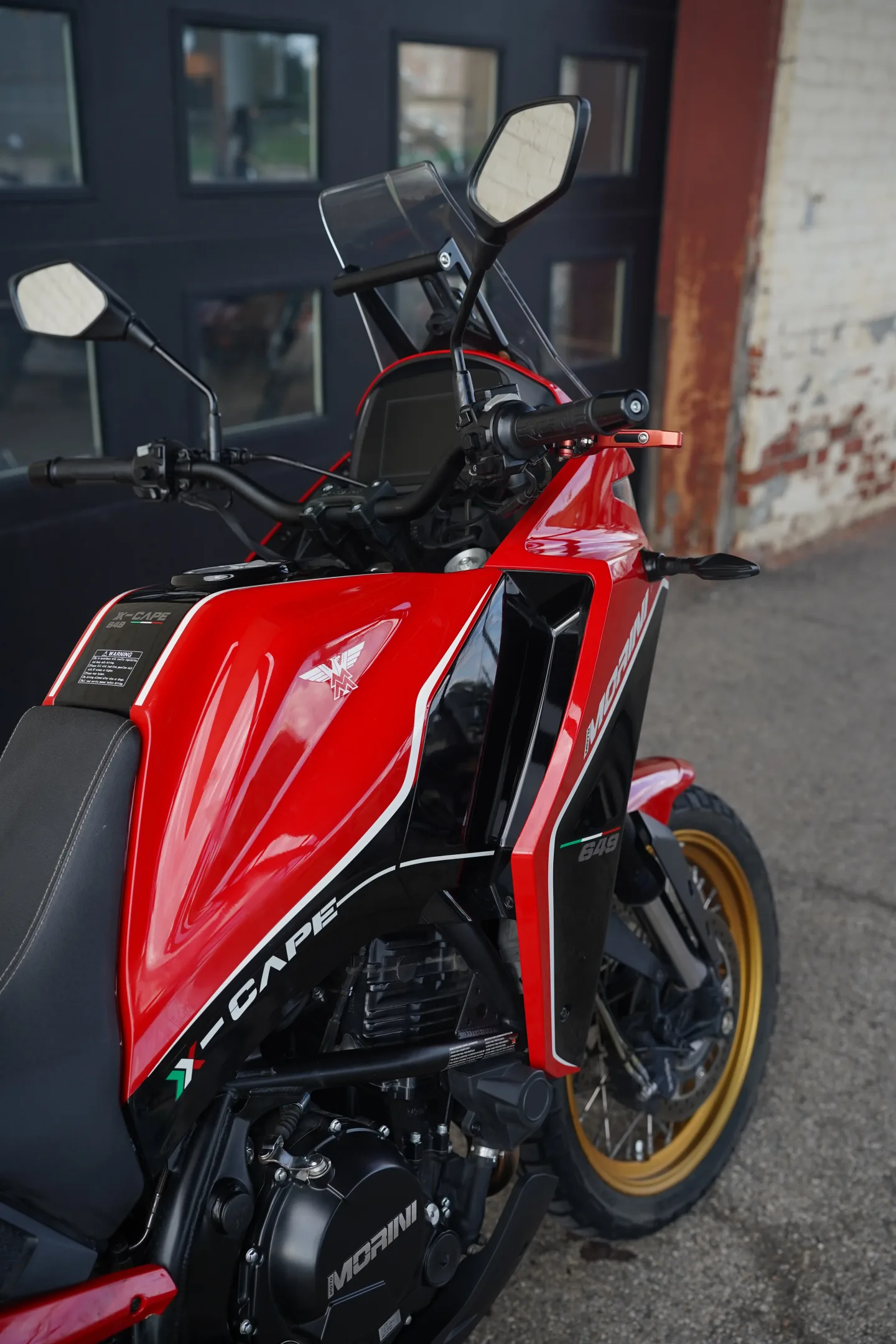 DSC01933 2024 Moto Morini X-Cape 650 - Italian Red