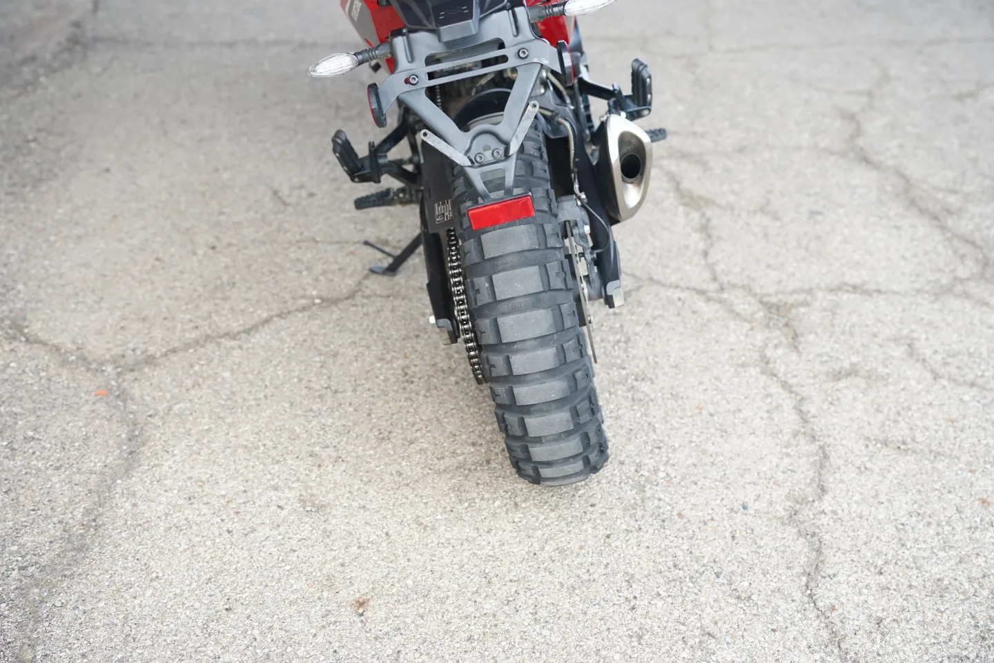 DSC01979 2024 Moto Morini X-Cape 650 - Italian Red