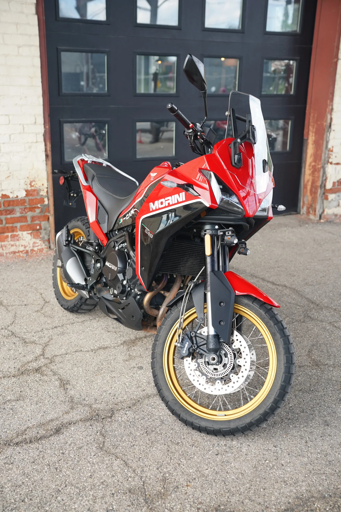 DSC01983 2024 Moto Morini X-Cape 650 - Italian Red
