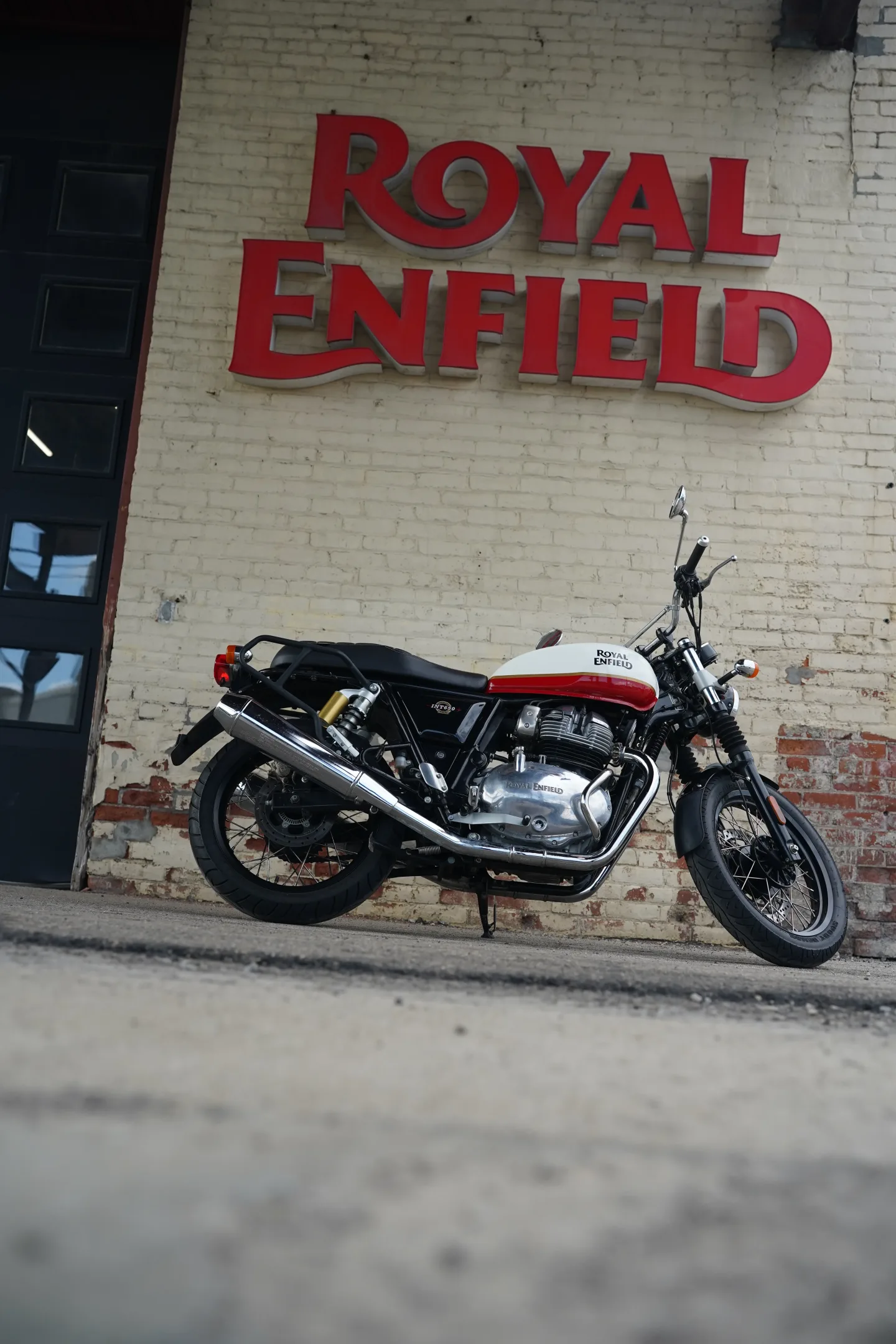 2023 Royal Enfield INT650 - Baker Express