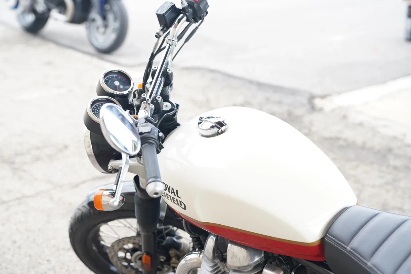 2023 Royal Enfield INT650 - Baker Express