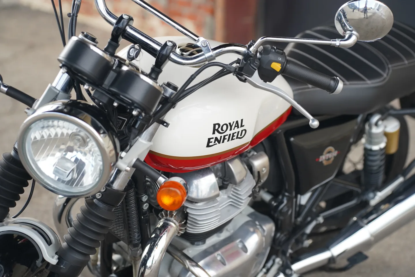 2023 Royal Enfield INT650 - Baker Express